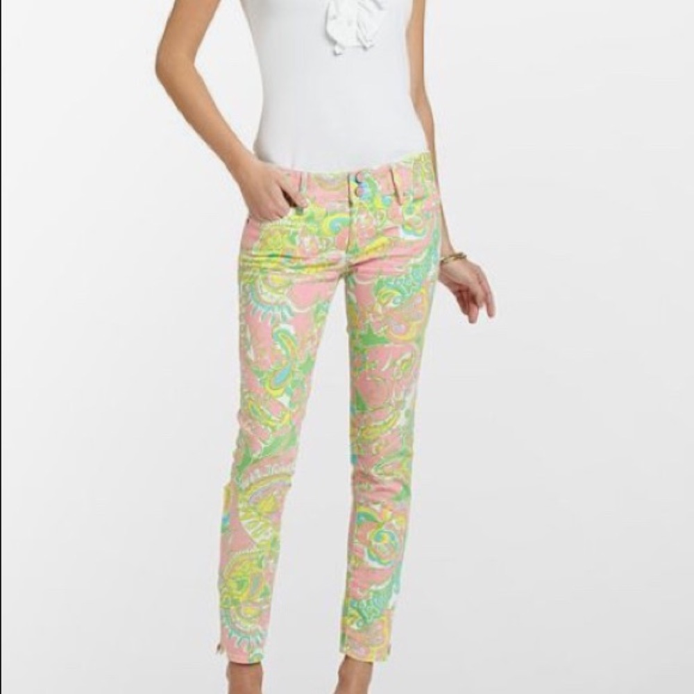 EEUC Lilly Pulitzer Chin Chin Size 8 Capri pants
